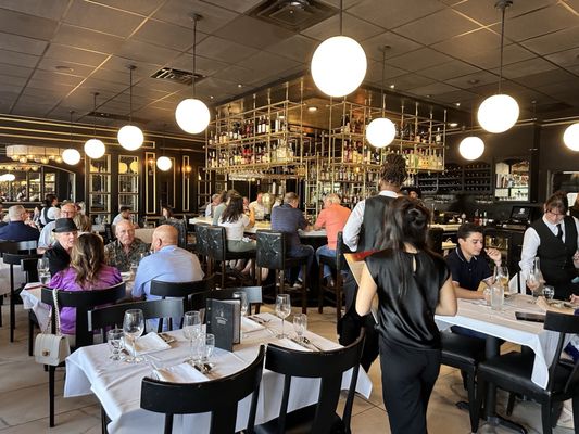 Georges French Bistro by null