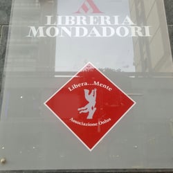 Libreria Mondadori - Insegna