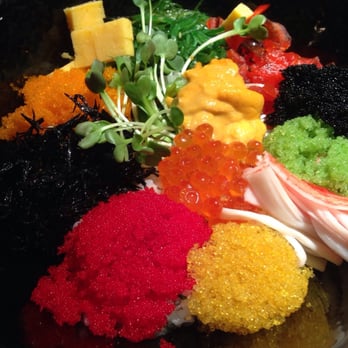 Awon - Ahl bap. That uni looks so luscious and tasty, but it's never fresh. - Japanese Near Me - Los Angeles, California