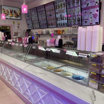 Scoops Ice Cream & Milkshake Bar - Ice Cream & Frozen Yogurt Near Me - Boynton Beach, Florida Scoops Ice Cream & Milkshake Bar - Ice Cream & Frozen Yogurt Near Me - Boynton Beach, Florida
