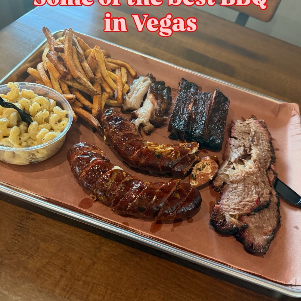 Smokeshow BBQ - Poblano Mac n cheese and fries. Oaxaca Poblano pepper sausages. Fatty moist brisket. A couple of STL pork ribs. Some pork belly. - Barbeque Near Me - Henderson, Nevada Smokeshow BBQ - Poblano Mac n cheese and fries. Oaxaca Poblano pepper sausages. Fatty moist brisket. A couple of STL pork ribs. Some pork belly. - Barbeque Near Me - Henderson, Nevada