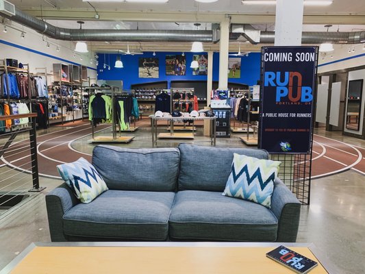 Portland Running Co. + The Run Pub by null