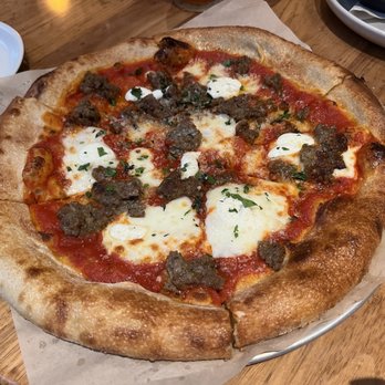 North Italia - Meatball pizza - Italian Near Me - McLean, Virginia North Italia - Meatball pizza - Italian Near Me - McLean, Virginia