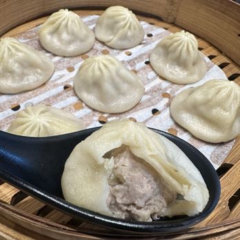 Dough Zone Dumpling House - Pork and crab XLB - Dim Sum Near Me - San Jose, California Dough Zone Dumpling House - Pork and crab XLB - Dim Sum Near Me - San Jose, California