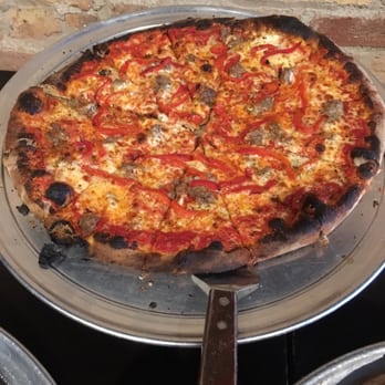 Pizzeria Serio - Sausage and red pepper - Pizza Near Me - Chicago, Illinois Pizzeria Serio - Sausage and red pepper - Pizza Near Me - Chicago, Illinois