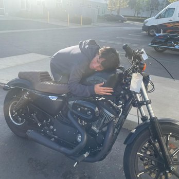 Orange County Harley Davidson - 2018 Iron 883 - Motorcycle Dealers Near Me - Irvine, California Orange County Harley Davidson - 2018 Iron 883 - Motorcycle Dealers Near Me - Irvine, California