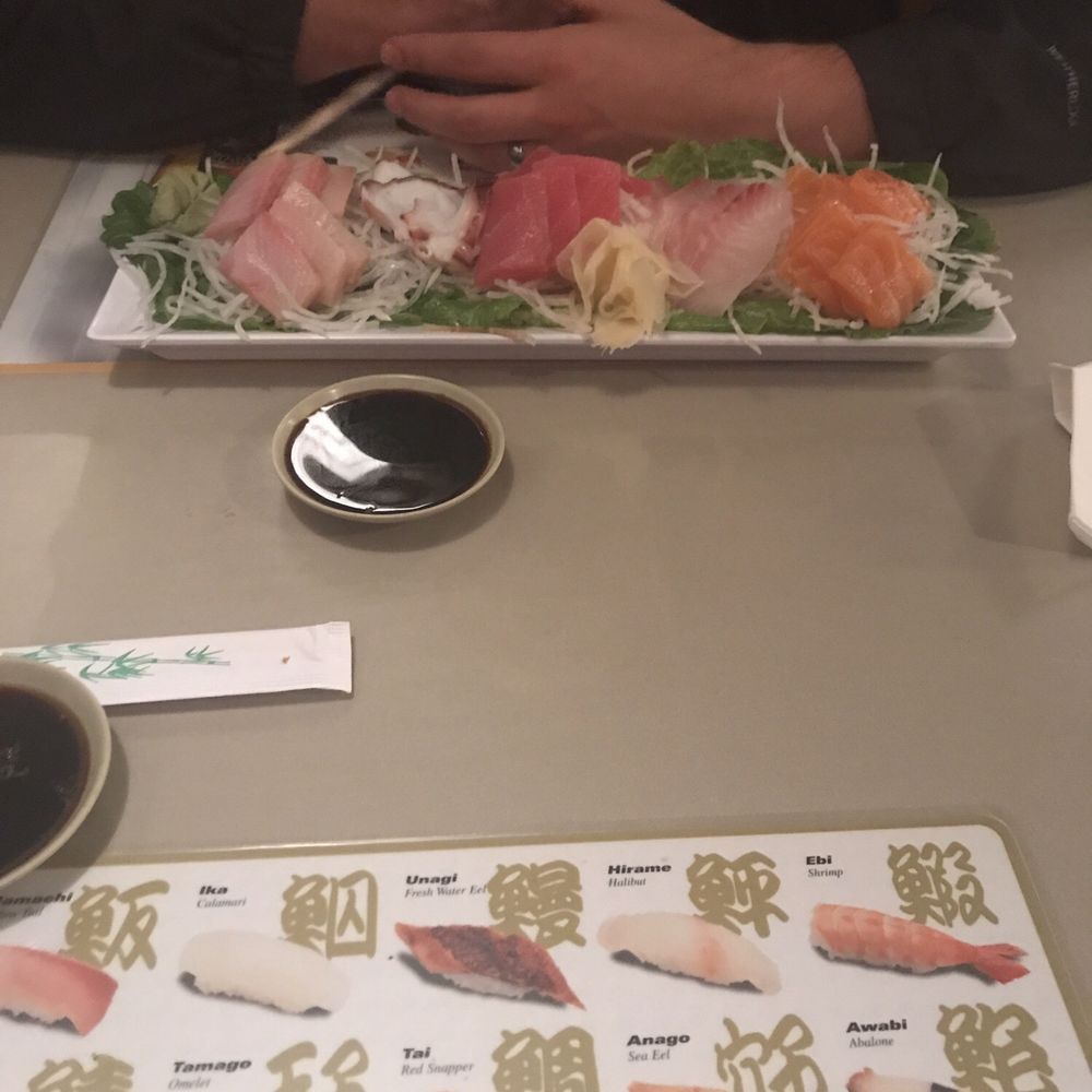 Off The Hook Sushi - Sushi Bars Near Me - Fort Bragg, California