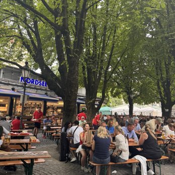 Biergarten Am Viktualienmarkt - Beer Garden Near Me - Munich, BY