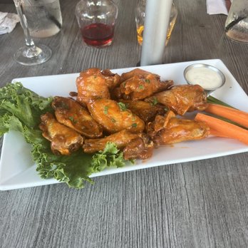 Kitchen 15 - Hot wings - Breakfast & Brunch Near Me - Sacramento, California