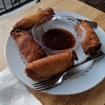 Chef in Heelz - Philly cheese steak eggrolls - Caterers Near Me Chef in Heelz - Philly cheese steak eggrolls - Caterers Near Me