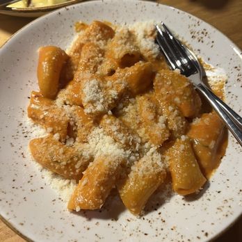 Ospi Venice - Spicy Rigatoni - Italian Near Me - Venice, California Ospi Venice - Spicy Rigatoni - Italian Near Me - Venice, California