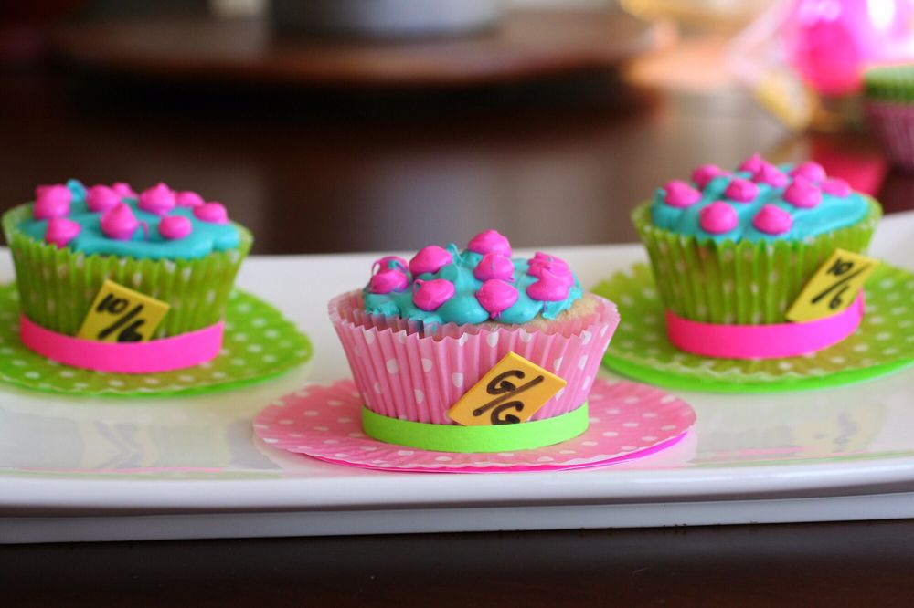 A Myghty Cupcake Logo