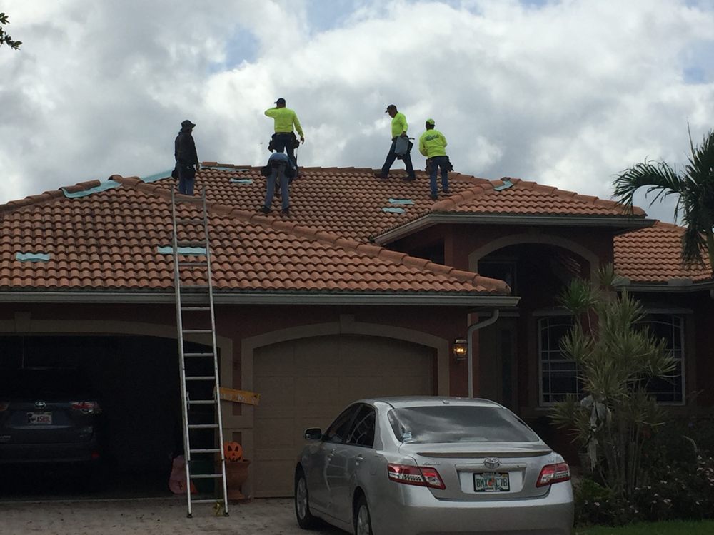 Slide of Global Roofing & Contracting