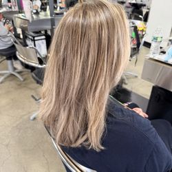 Paul Mitchell The School North Haven - Partial Foil, face framing and long layers