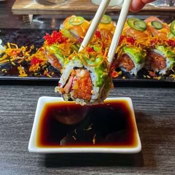 Red Sake - Luke Lobster Roll |Instagram @restaurant_aholic - Sushi Bars Near Me - Charlotte, North Carolina Red Sake - Luke Lobster Roll |Instagram @restaurant_aholic - Sushi Bars Near Me - Charlotte, North Carolina