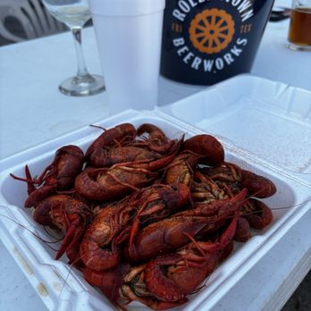The Last Point - AYCE Crawfish on Saturdays - Sports Bars Near Me - Addison, Texas The Last Point - AYCE Crawfish on Saturdays - Sports Bars Near Me - Addison, Texas