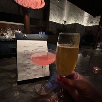 Lavo - Cocktails at the bar - Italian Near Me - Las Vegas, Nevada Lavo - Cocktails at the bar - Italian Near Me - Las Vegas, Nevada