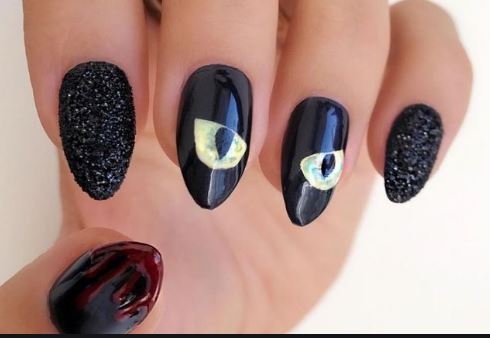 Halloween Designs - We offer creative and spirited Halloween nail designs. Come in today and let us design something spooky for you! Halloween Designs - We offer creative and spirited Halloween nail designs. Come in today and let us design something spooky for you!