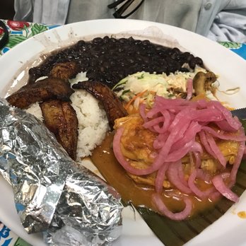 Chichen Itza Restaurant - Pollo pibil - Mexican Near Me - Los Angeles, California