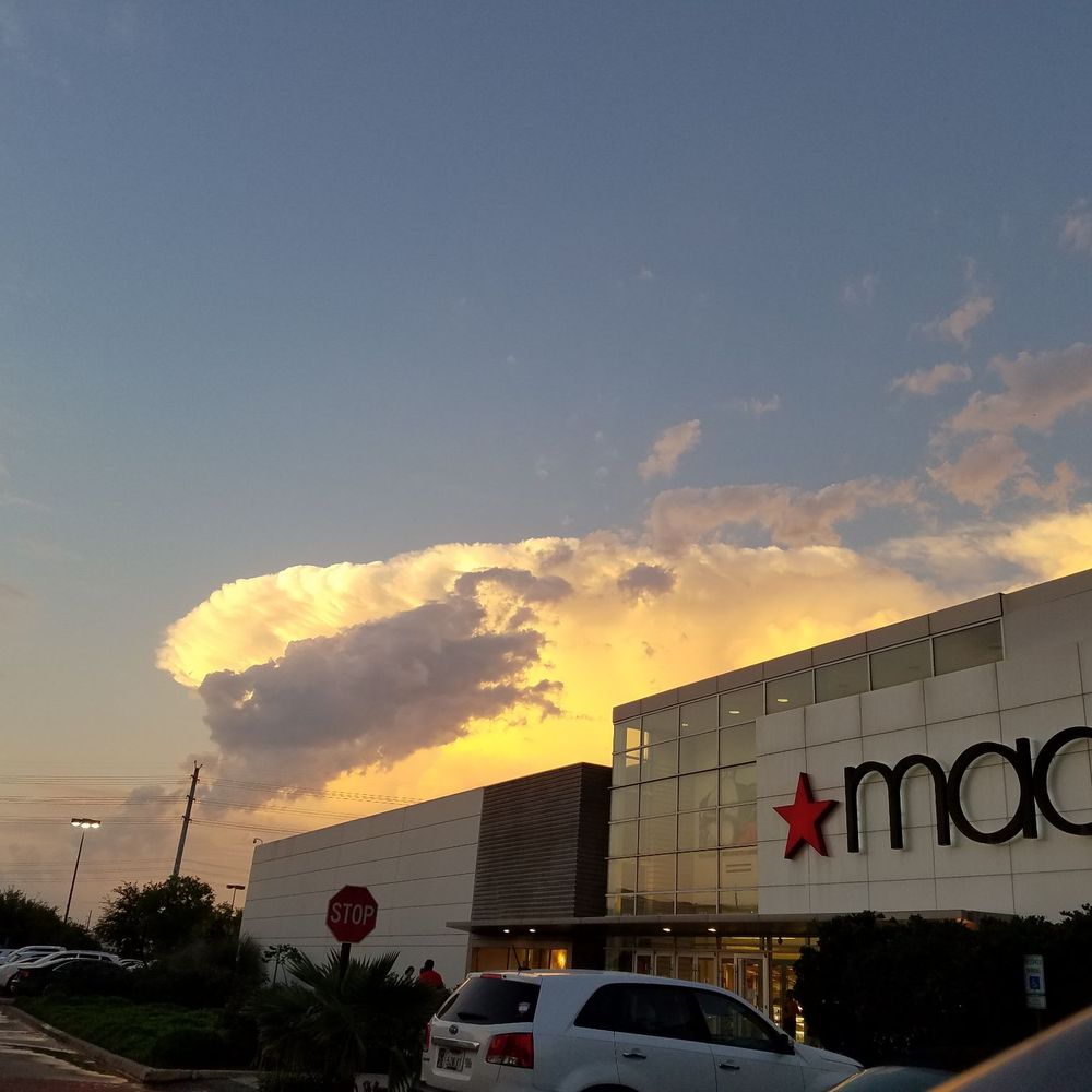 Macy's Backstage - Feeling e macy ated - Outlet Stores Near Me - Pearland, Texas Macy's Backstage - Feeling e macy ated - Outlet Stores Near Me - Pearland, Texas