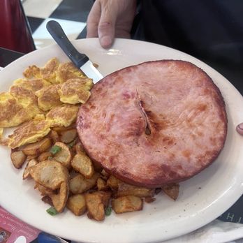 Katz N' Jammers Cafe - Ham Steak and Eggs - Diners Near Me - Lancaster, California