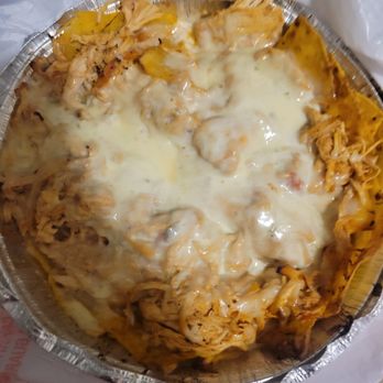 Los Amigos Don Juan - Chicken nachos - Mexican Near Me - Westland, Michigan Los Amigos Don Juan - Chicken nachos - Mexican Near Me - Westland, Michigan