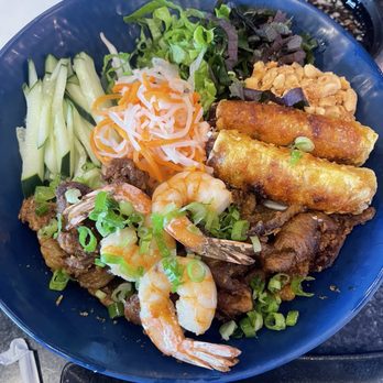 Quan Mii - The egg rolls were the highlight of the bun. - Vietnamese Near Me - Westminster, California