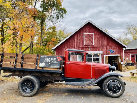Dexter Cider Mill by null