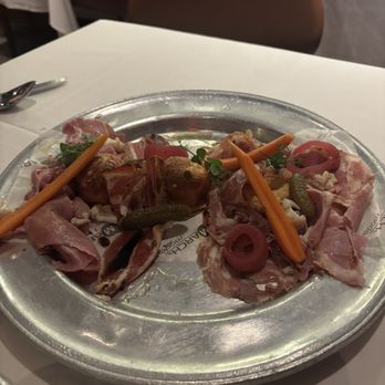 Marché Moderne - Charcuterie - French Near Me - Newport Beach, California Marché Moderne - Charcuterie - French Near Me - Newport Beach, California
