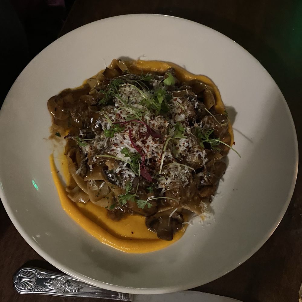 Mr Paul's Supper Club - Stroganoff - Steakhouses Near Me - Edina, Minnesota