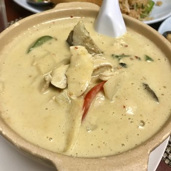 Khun Moo Thai Kitchen - Green Curry - Thai Near Me - Northridge, California Khun Moo Thai Kitchen - Green Curry - Thai Near Me - Northridge, California