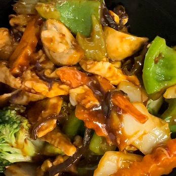 East Kitchen - Chicken with mix veggies - Chinese Near Me - Tampa, Florida East Kitchen - Chicken with mix veggies - Chinese Near Me - Tampa, Florida