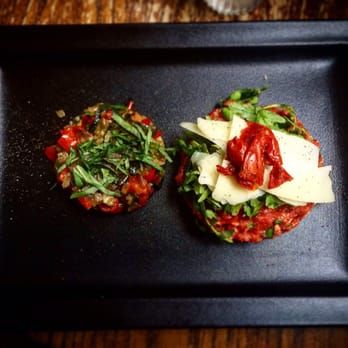 La Coïncidence - Basque tartare de boeuf, ratatouille - French Near Me - Paris, 75 La Coïncidence - Basque tartare de boeuf, ratatouille - French Near Me - Paris, 75