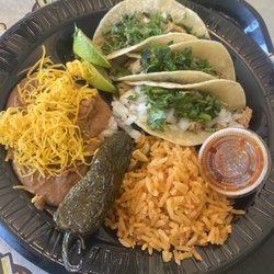 Jucys Taco - Chicken street tacos
