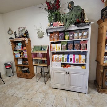 Ruby's Divine Chocolates - a kitchen with a bookcase and shelves - Chocolatiers & Shops Near Me - Sierra Vista, Arizona Ruby's Divine Chocolates - a kitchen with a bookcase and shelves - Chocolatiers & Shops Near Me - Sierra Vista, Arizona