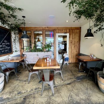 Humble Bee - Outside Entrance - Breakfast & Brunch Near Me - Northridge, California