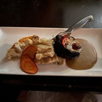 Weinkeller - Fillet Mignon - Wine Bars Near Me - Niagara Falls, Ontario