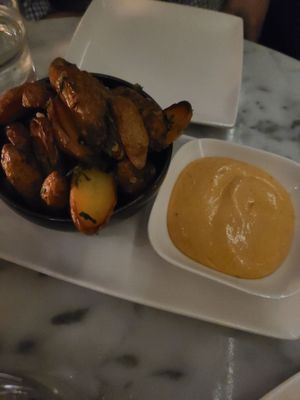 Harry's Side Bar by null