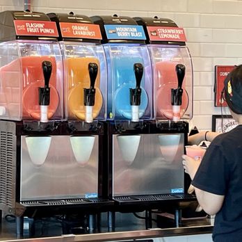 Dave's Hot Chicken - Frozen drinks - Chicken Shop Near Me - Plano, Texas