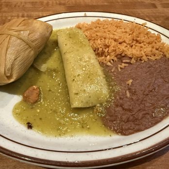 Casa Don Juan - Chicken tamale with chicken enchilada in green sauce plate - green sauce was extremely spicy for me - Mexican Near Me - Las Vegas, Nevada Casa Don Juan - Chicken tamale with chicken enchilada in green sauce plate - green sauce was extremely spicy for me - Mexican Near Me - Las Vegas, Nevada