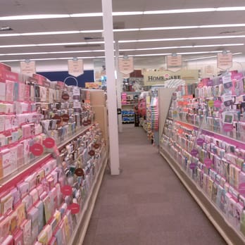 Rite Aid Customers In Philadelphia Say A Bittersweet Goodbye To Their Pharmacies
