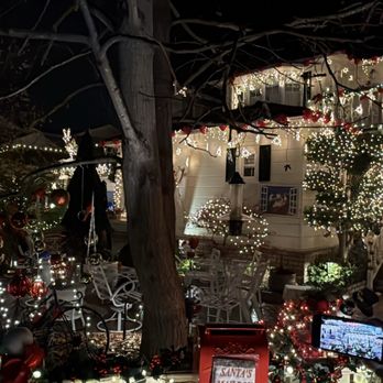 Christmas Tree Lane - Festivals Near Me - San Carlos, California