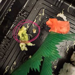 Quan's Kitchen - A STAPLE in the sushi roll