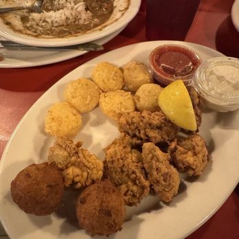 Wintzell's Oyster House - Oysters and scallops - Seafood Near Me - Mobile, Alabama