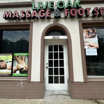 Live Oak Massage & Foot Spa - Reflexology Near Me - Dallas, Texas