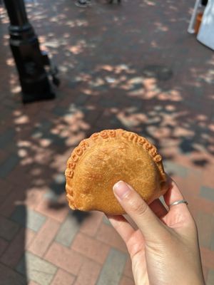 DMV EMPANADAS - BALTIMORE by null