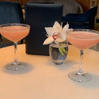 33 Hotel - Complimentary Bellinis at check in - Hotels Near Me - New York, New York 33 Hotel - Complimentary Bellinis at check in - Hotels Near Me - New York, New York