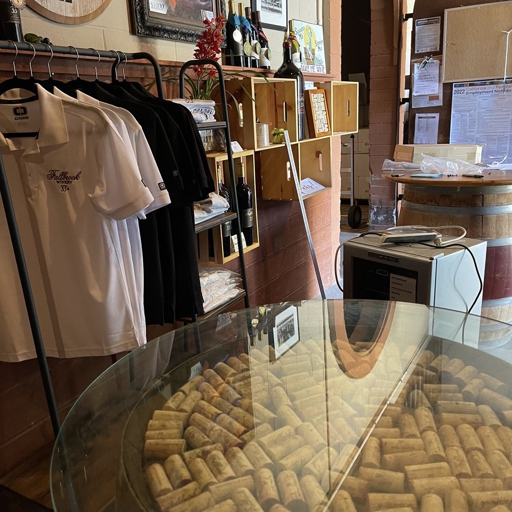 Fallbrook Winery - Shop! #makesmewander - Wine Tasting Room Near Me - Fallbrook, California