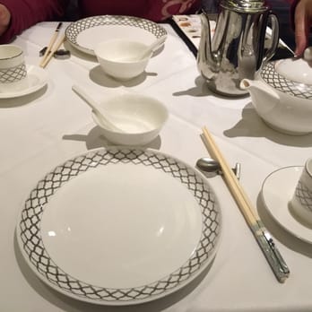 八月軒 - Cantonese Near Me - Hong Kong, HK