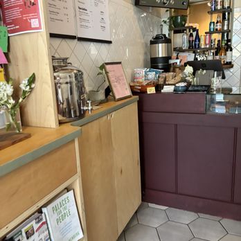 Dreamers Coffee House - Coffee & Tea Near Me - New York, New York Dreamers Coffee House - Coffee & Tea Near Me - New York, New York